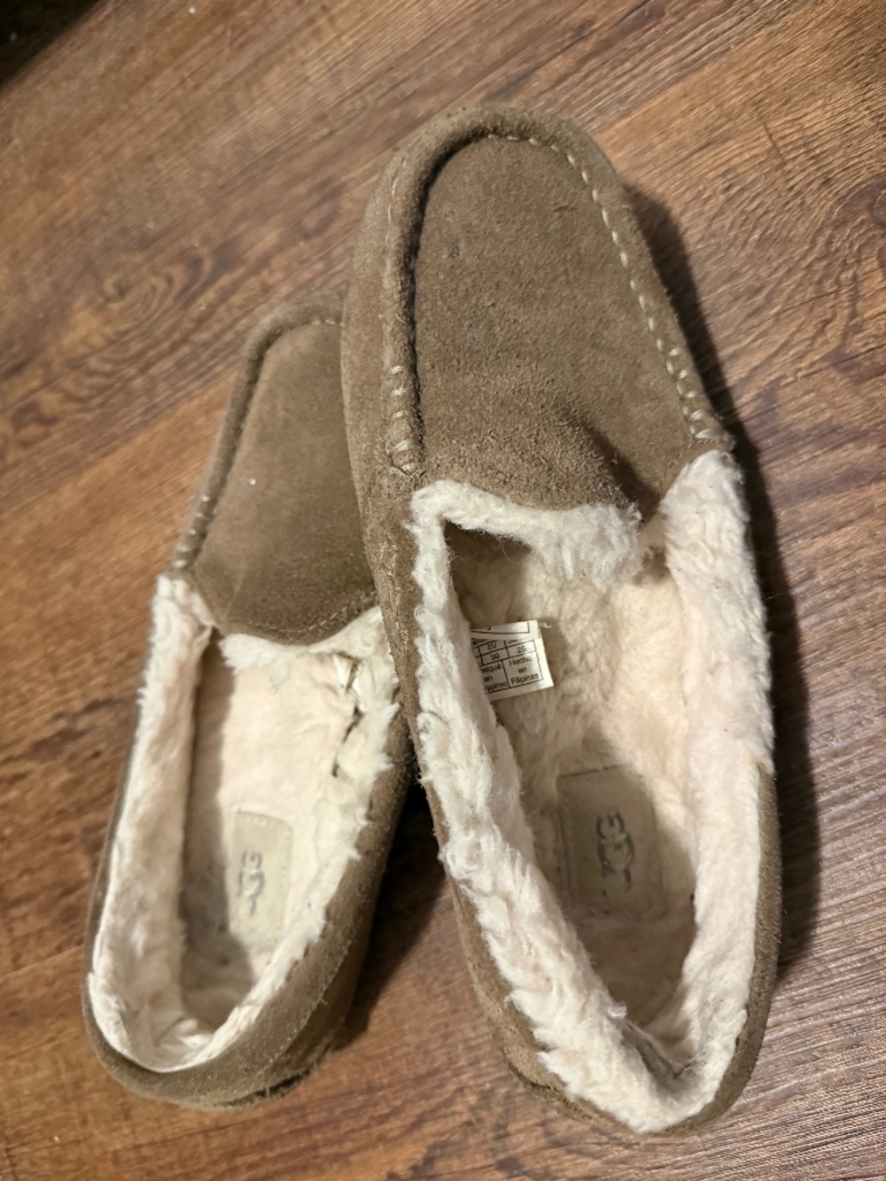 UGG Ansley Slipper Chestnut (Women's Sz 8)